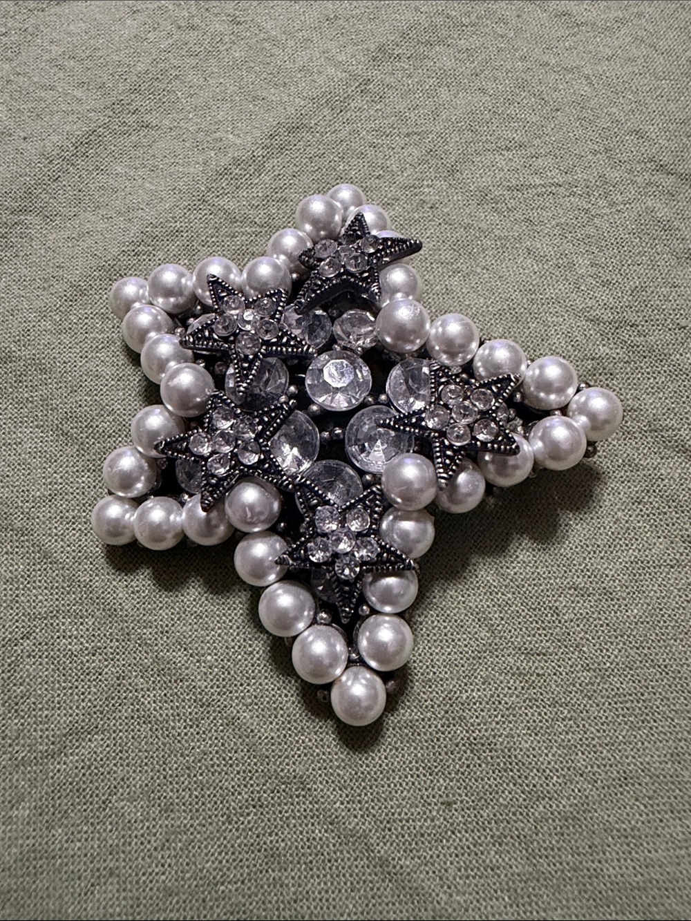 Y2K Pearl & Crystal Starburst Brooch/pendant- Silver and White